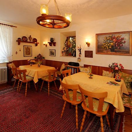 Hotel Garni Regina Goessweinstein Bagian luar foto