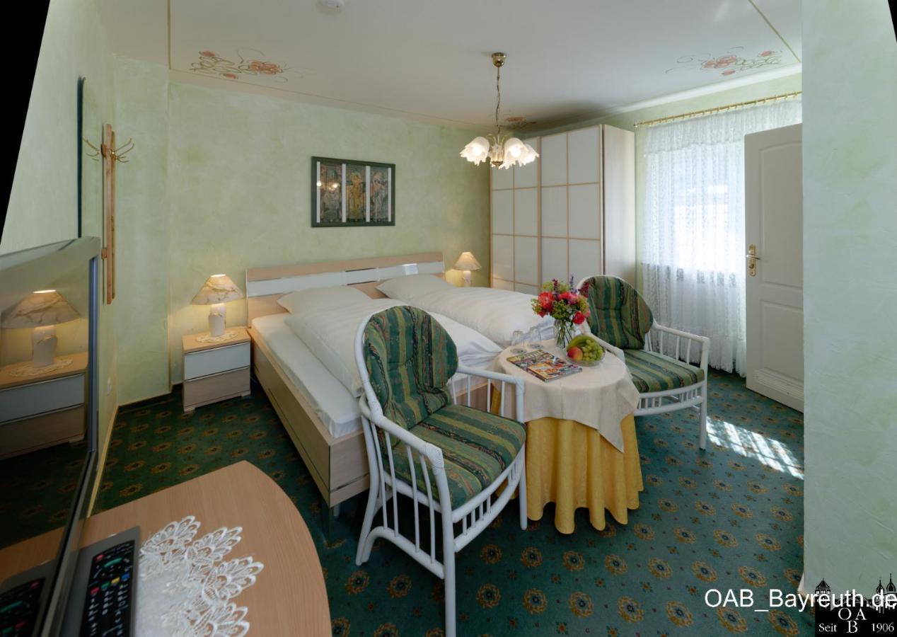 Hotel Garni Regina Goessweinstein Bagian luar foto