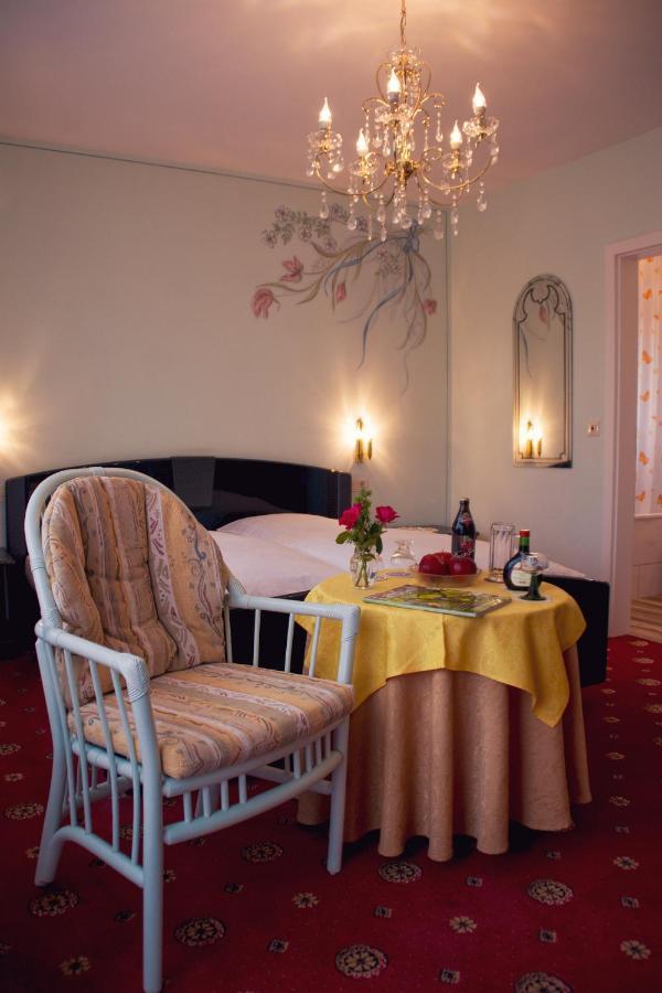 Hotel Garni Regina Goessweinstein Bagian luar foto