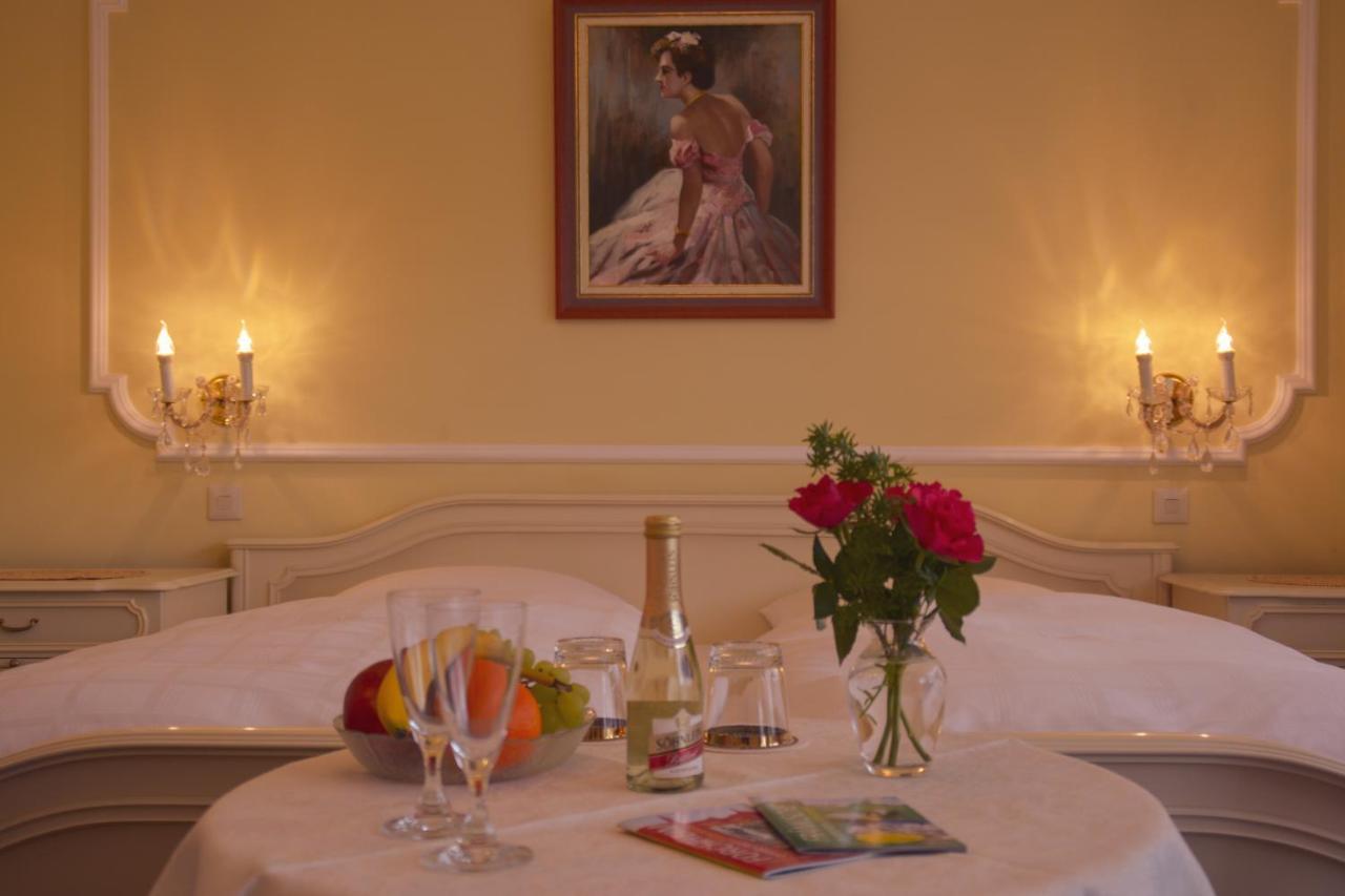 Hotel Garni Regina Goessweinstein Bagian luar foto